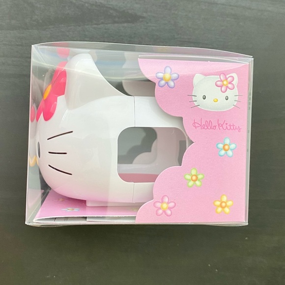 Sanrio Hello Kitty Collection KT82 Car Cup Holder - Picture 9 of 17